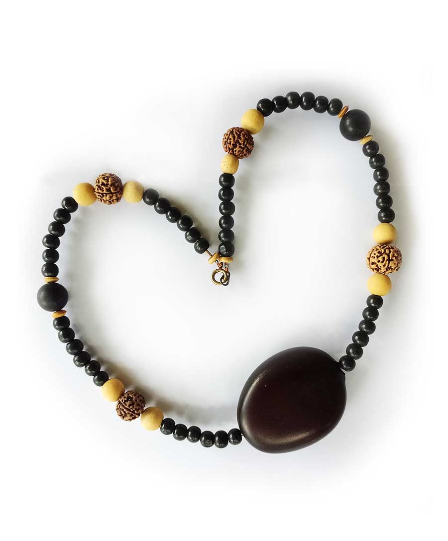 collier-graine-de-coeur